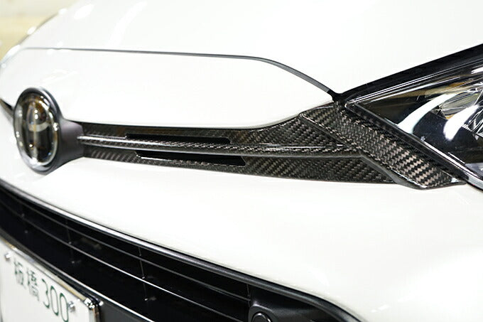 TOYOTA GR YARIS【Type：SERIES 10】Drycarbon front upper duct cover 2pcs/st695【for RHD&LHD】